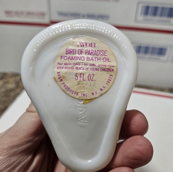 Vintage Avon Milk Glass Victorian Woman Bottle 5OZ Birds Of Paradise Empty DECOR - Picture 8 of 10